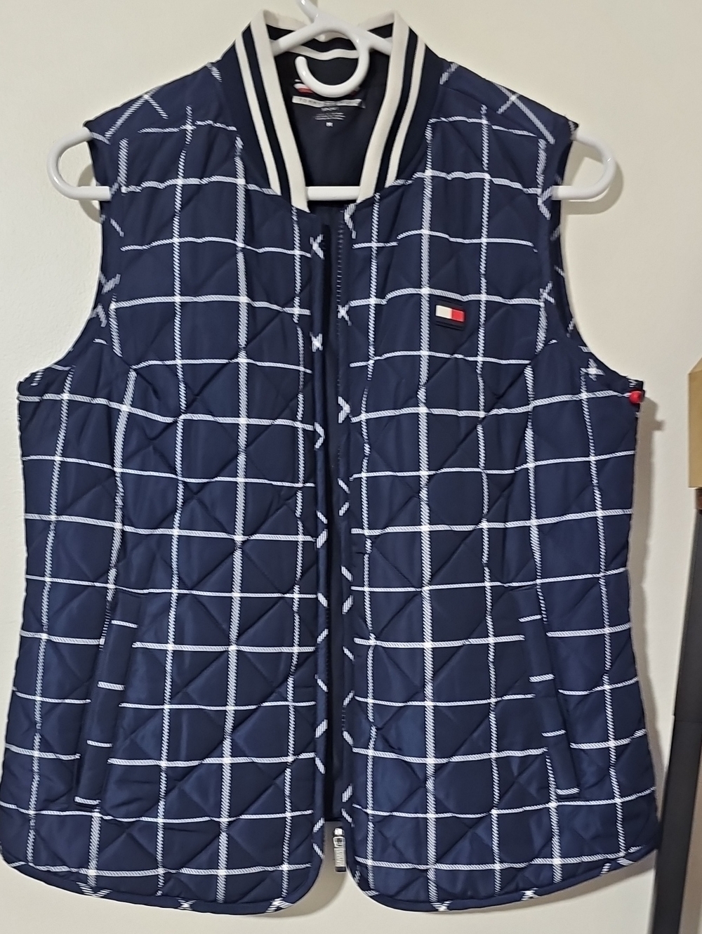 Tommy Hilfiger Sport Quilted Puffer Vest Navy White Windowpane Plaid | Size M